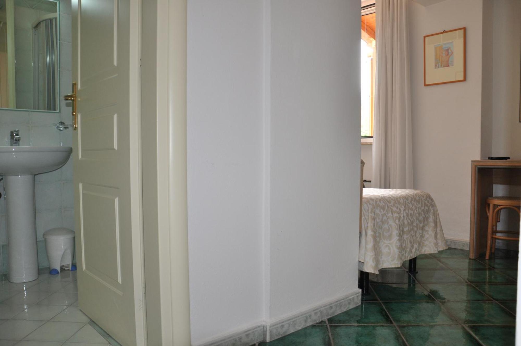 Hotel La Marticana Ischia Quarto foto